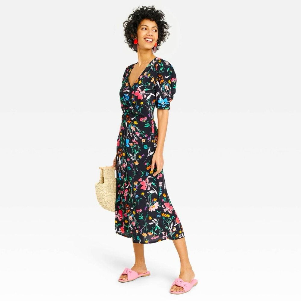 Never been worn size 1x dress, tags attached.